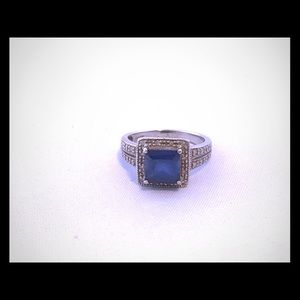 White gold 10k ring with lab created sapphire